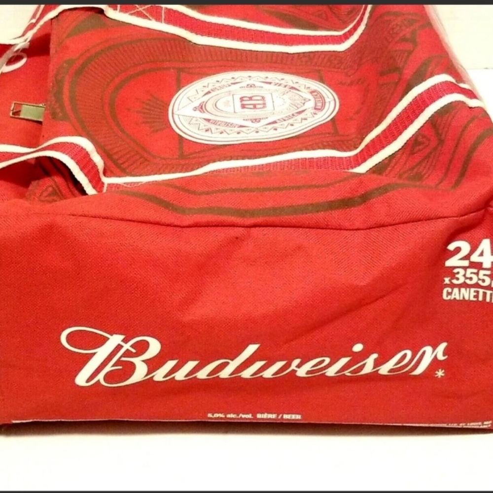 Rarely Used Collectible Breweriana Budweiser Beer Cooler Bag Red Holds 24 Cans - Picture 2 of 5